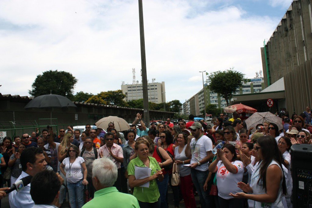 Auxiliares e Técnicos em Enfermagem voltam ao trabalho mas mantém ‘Estado de Greve’