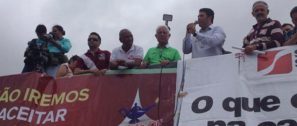 Servidores decidem permanecem em greve após assembleia unificada do Sindate e SindSaúde