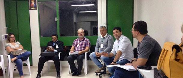 Sindate articula com gestores e técnicos do HRT