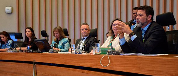 Sindate realiza Audiência Pública na CLDF para debater sobre cooperativas e Home Care