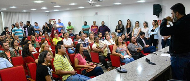 Com ampla maioria de votos a favor, nenhum contra e nenhuma abstenção, foi eleita a Comissão Eleitoral para eleição do Sindate-DF 2018/2022