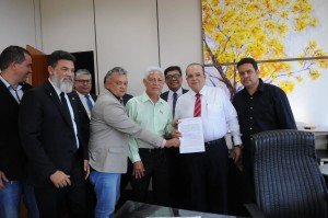 direcao-sindate-entrega-pauta-de-reivindicacao-ibaneis