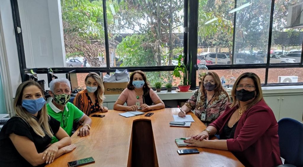 A sobrecarga causada por desvio de função em unidades de saúde está perto do fim.