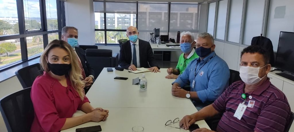 Diretoria do Sindate se reúne com novo presidente do IGESDF para saber detalhes da devolução dos servidores